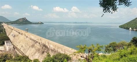 Mettur dam water level begins to drop - Dinamani - TIme News