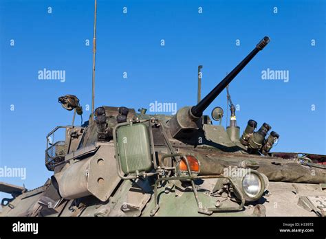 Tank turret hi-res stock photography and images - Alamy