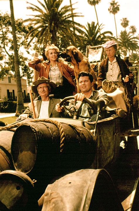 10 Things You Didn't Know About ‘The Beverly Hillbillies’ - Fame10