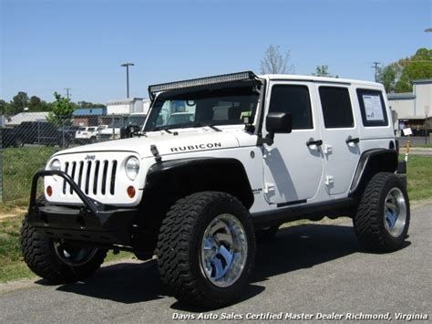 White Lifted Jeep Wrangler 4 Door