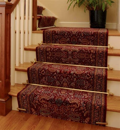 Would LOVE to know the name & manufacturer or this burgundy stair runner | Stair runner carpet ...