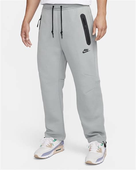 Nike Sportswear Tech Fleece Men's Open-Hem Tracksuit Bottoms. Nike VN