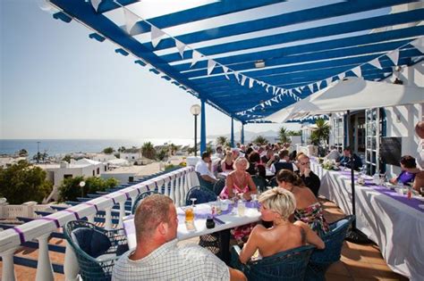 THE SPINNAKER BAR & RESTAURANT, Puerto Del Carmen - Restaurant Reviews ...