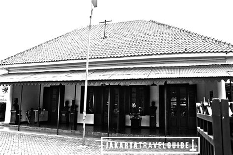 Visiting Museum Sumpah Pemuda Jakarta - Jakarta Travel Guide