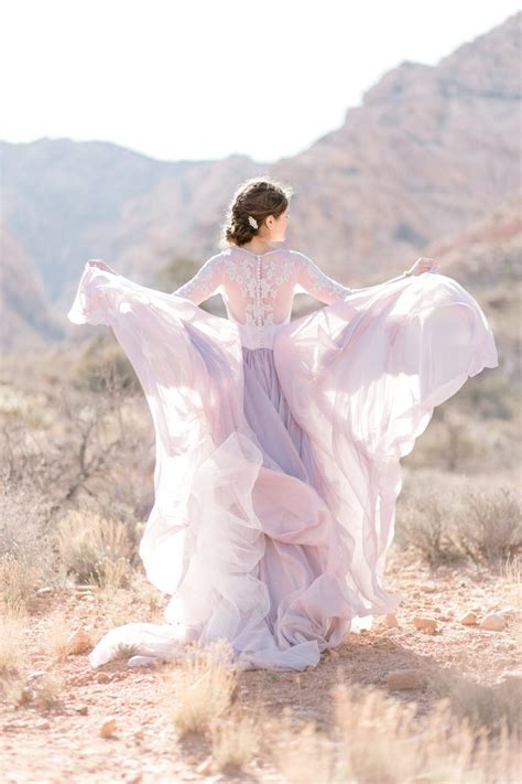 20 Romantic Ethereal Wedding Dresses