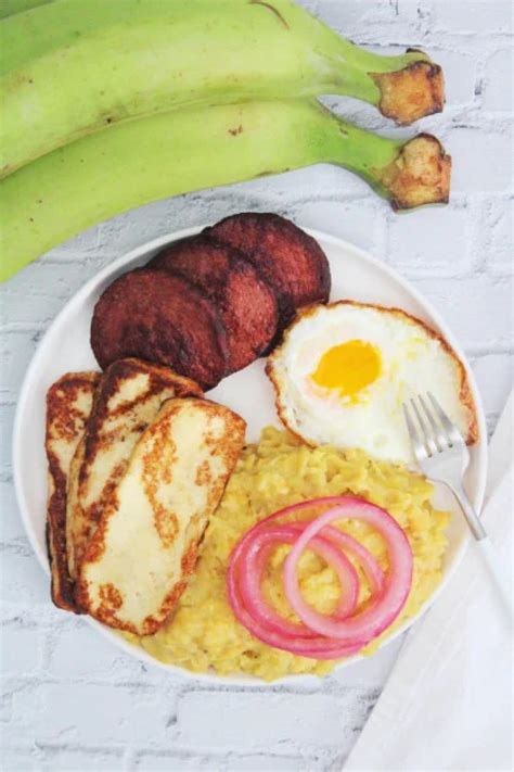 Mangu Con Los Tres Golpes - The Six Figure Dish