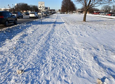 Shovel sidewalks in Naperville within 48 hours of snow event - Positively Naperville