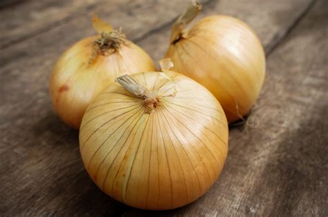 Yellow Onions | Cal-Organic Farms