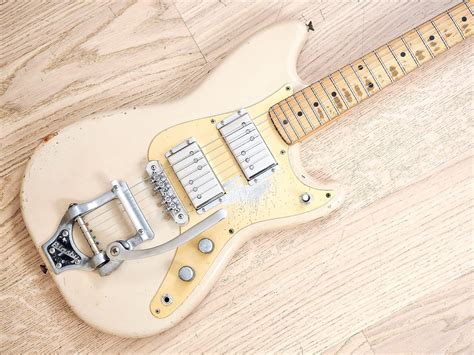 1959 Fender Duo Sonic Desert Sand Lollar Regal Pickups, Bigsby ...