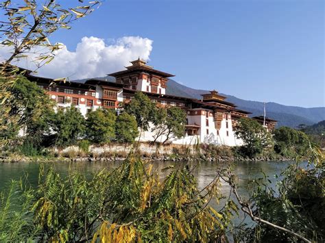 Punakha Dzong, Bhutan: History, How to Plan & Best Time to Visit