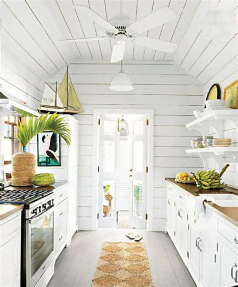 Elegant White Beach House Ideas 044 – GooDSGN | Beach house kitchens, Small cottage kitchen ...