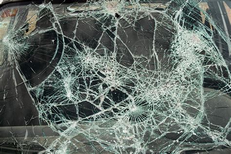 Cracked Glass Wallpapers - Wallpaper Cave