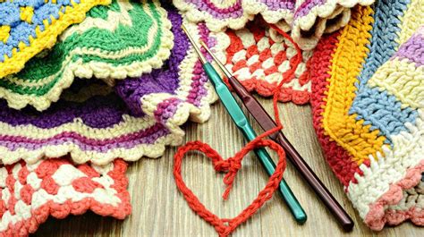 How To Crochet Stitches | Crocheting For Beginners | DIY Projects