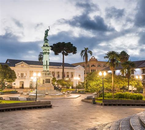 Plaza Grande. Quito Old Town | Quito, Ecuador, Walking tour