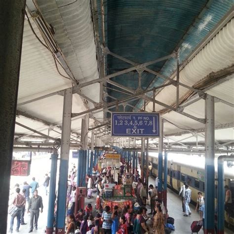 Old Delhi Railway Station (DLI) - Train Station in Chandni Chowk