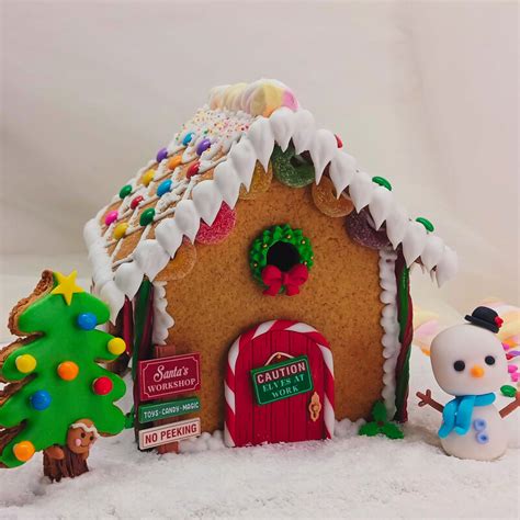 Gingerbread House Kit