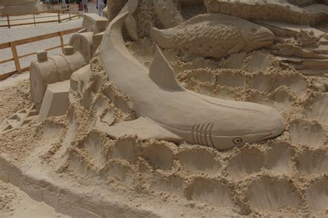 Sand art in a beautiful sculptures ~ easy arts and crafts ideas