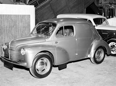 1947 Renault 4CV - Information and photos - MOMENTcar