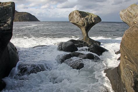 10 Most Beautiful Norwegian Islands (with Map & Photos) - Touropia