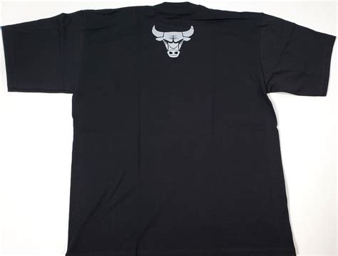 BULLS T-shirt 100% Heavy Cotton Chicago Tee Men's XL Black New | eBay