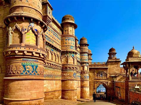 Gwalior Fort: History, Images, Timings & Interesting Facts - That Stunning Guy