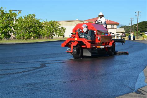 NAVFAC Hawaii Personnel Train with New Pavement Sealing Ma… | Flickr