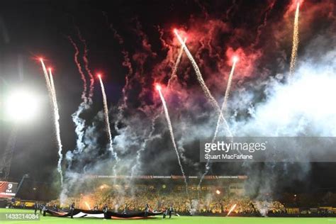 Arsenal Of Fireworks Photos and Premium High Res Pictures - Getty Images