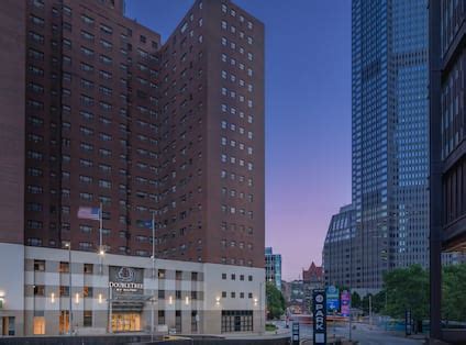 DoubleTree by Hilton Hotel & Suites Pittsburgh Downtown Photo Gallery