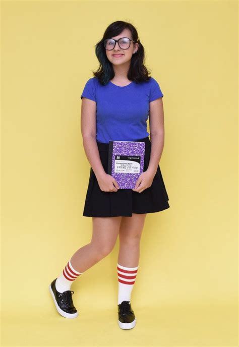 Tina Belcher from Bob's Burgers | Cool girl costumes, Casual halloween costumes, Cute costumes