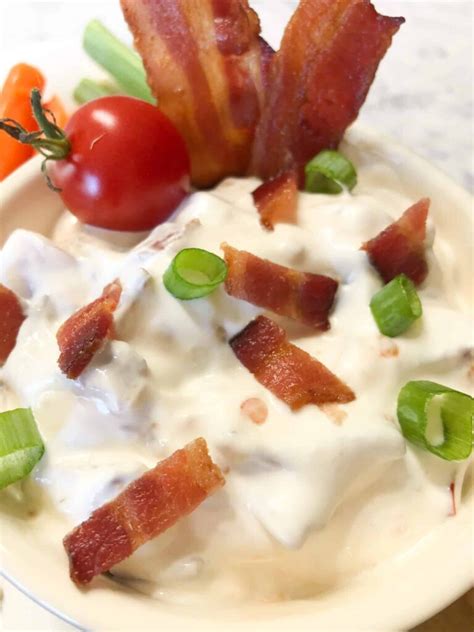 Summertime BLT Dip Recipe