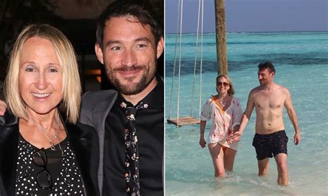 Carol McGiffin shares rare loved-up beach photos with husband Mark on ...