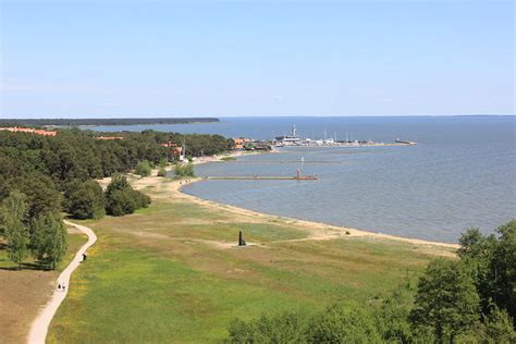 The Beautiful National Parks of Lithuania - PILOT GUIDES