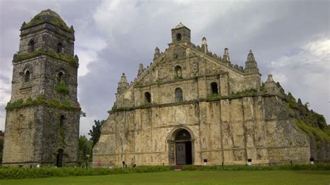 The Church of Saint Agustin of Paoay in the Philippines, a great example of “Earthquake Baroque ...