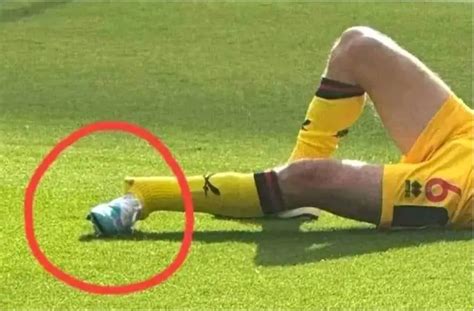 Sheffield United’s Chris Basham has suffered a horrific leg-break ...