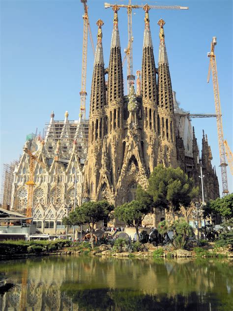 Antoni Gaudí's Cathedral | Spain images, Barcelona spain, Barcelona ...