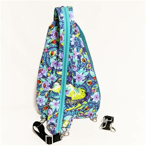 Pattern Hack - Park Sling Backpack Zippered Strap - Sew Sweetness