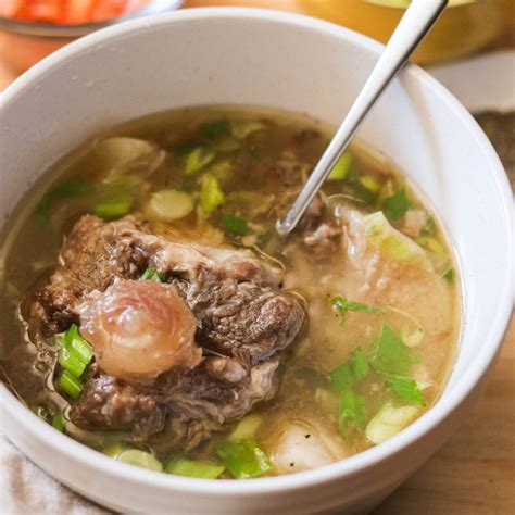 Korean Oxtail Soup Recipe in the Instant Pot (Kkori Gomtang)