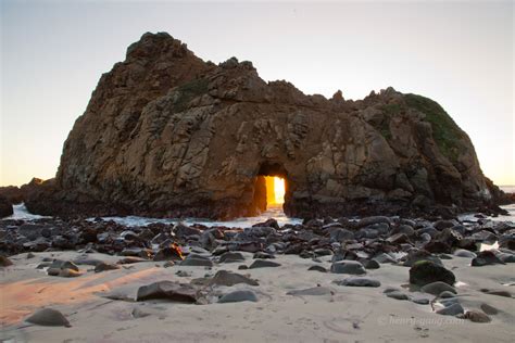 Keyhole Arch and Bixby Creek Bridge, Big Sur, California - Henry Yang Photography