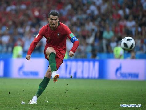 Ronaldo the hero as Portugal draw 3-3 against an impressive Spain ...