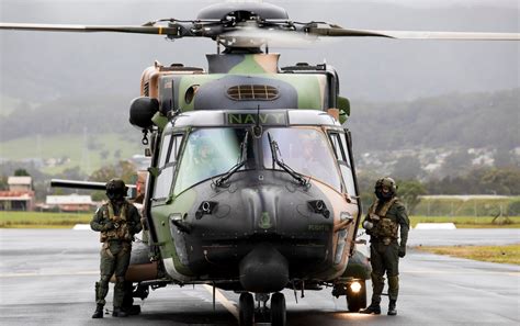 Australia Welcomes First Black Hawks to Replace Troubled Taipan Fleet