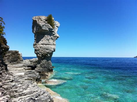 Hiked Tobermory area and Flowerpot Island. What a weekend full of amazing views like this one ...