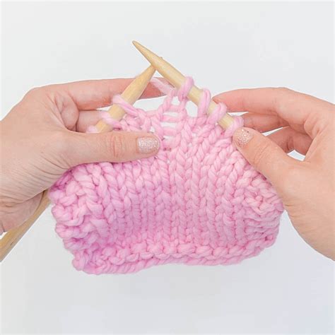 Stockinette Stitch [5 Easy Steps]