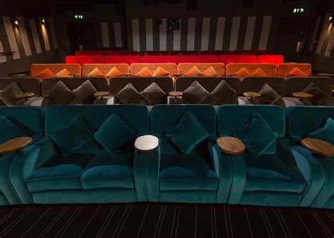 EVERYMAN CINEMA - Infinity Seating