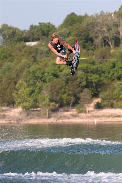 What Is A Wakeboard? – Extreme Sports News