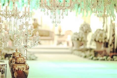 Five Glamorous Ways to Pick Your Style on Baraat Venue Décor