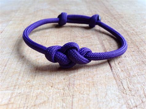 Eternity knot adjustable paracord bracelet | Paracord, Paracord ...