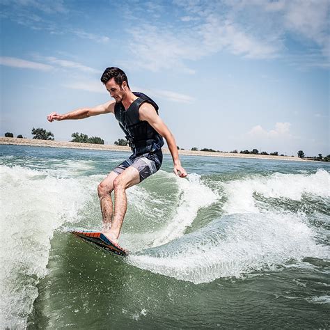 Top 10 Wakesurf Boards with Reviews 2024 - Wakes and Lakes - Wakesurfing & Wakeboarding