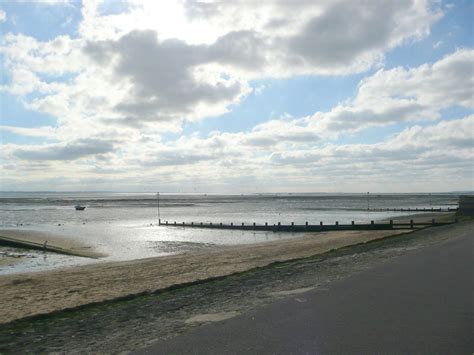 Low tide at Westcliff-On-Sea - a photo on Flickriver