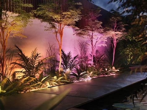 Philips Hue unveils new outdoor lights and switches | iMore