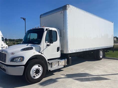 2019 FREIGHTLINER M2 106 - Truck Country